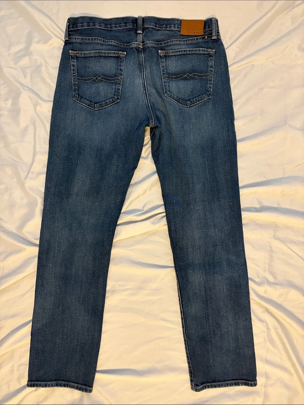 Lucky Brand Men’s Slim Jeans in Medium Blue Wash